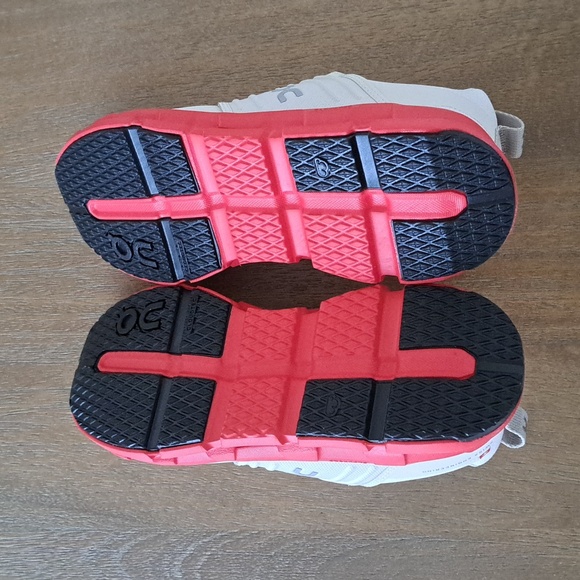 On Cloudswift Kids - Color: Desert / Red - Size: Kids 2 - Picture 8 of 9